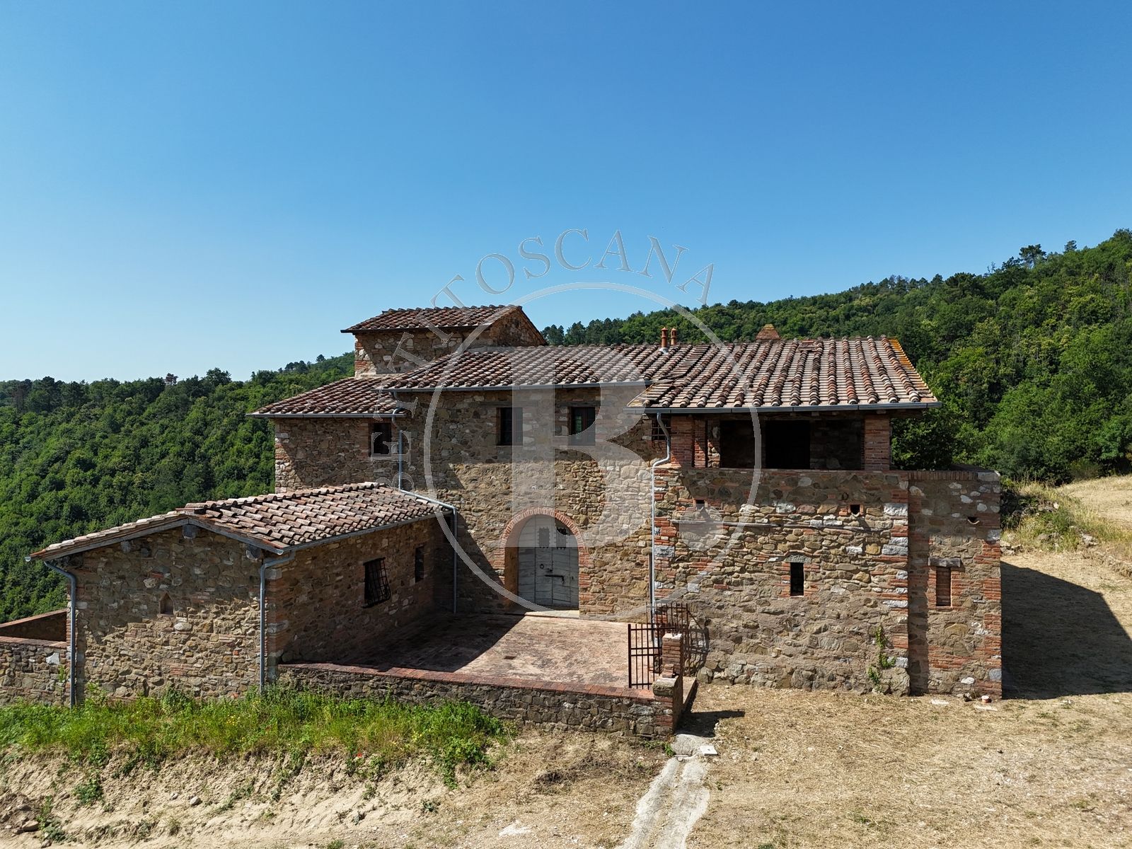 FARMHOUSE WITH ANNEX - Gaiole in Chianti (Si)