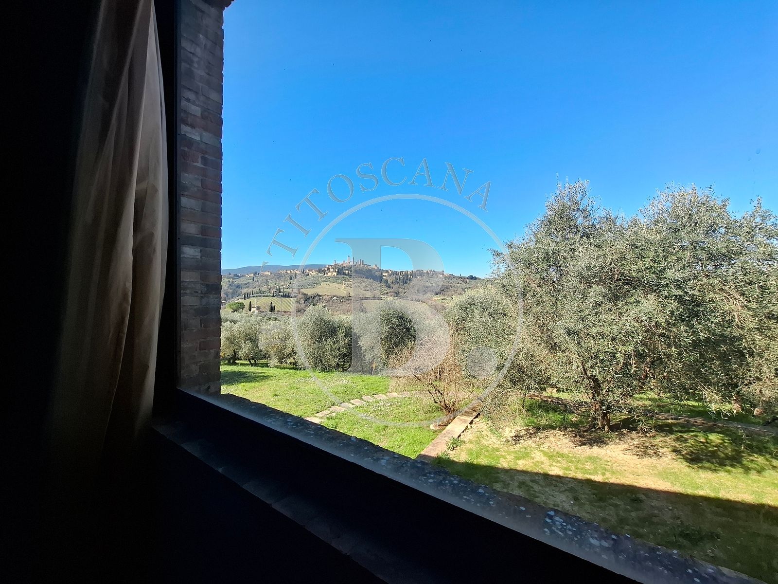 COUNTRY HOUSE - San Gimignano (Si)