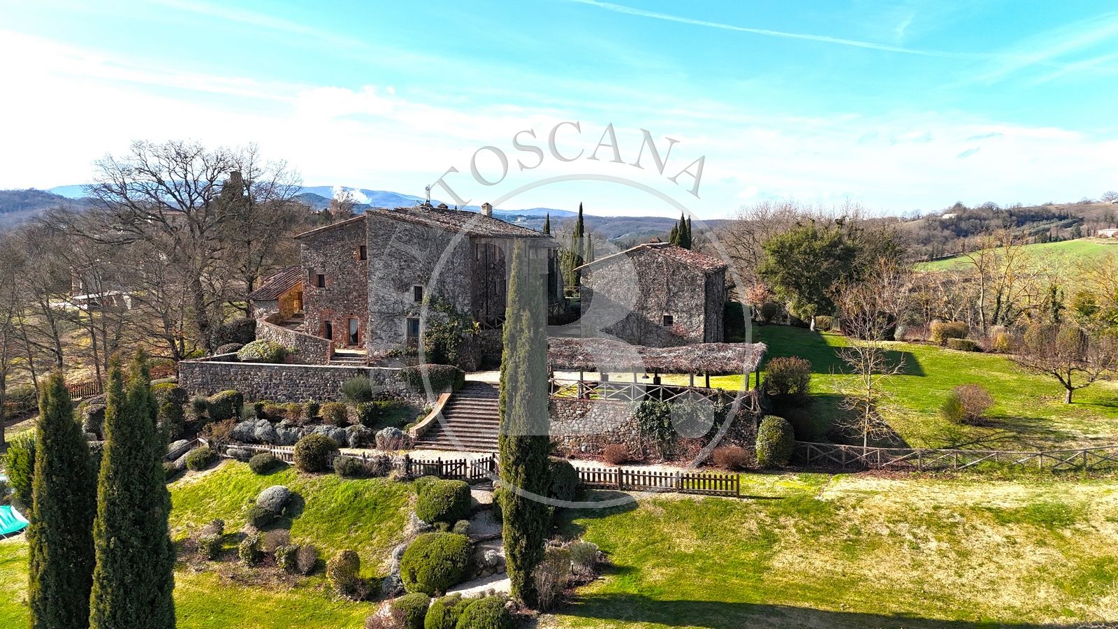 COUNTRY VILLA - Chiusdino (Si)