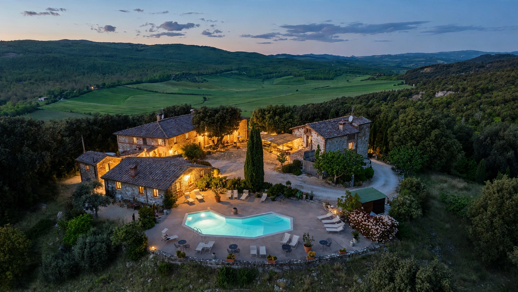 FARMHOUSE COMPLEX - Sovicille (Si)