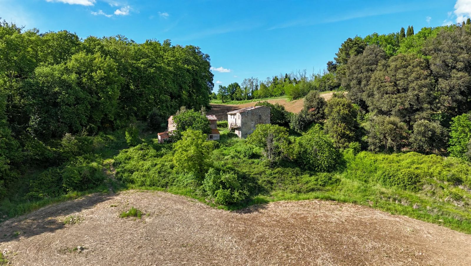 FARMHOUSE WITH ANNEX - Gambassi Terme (Fi)